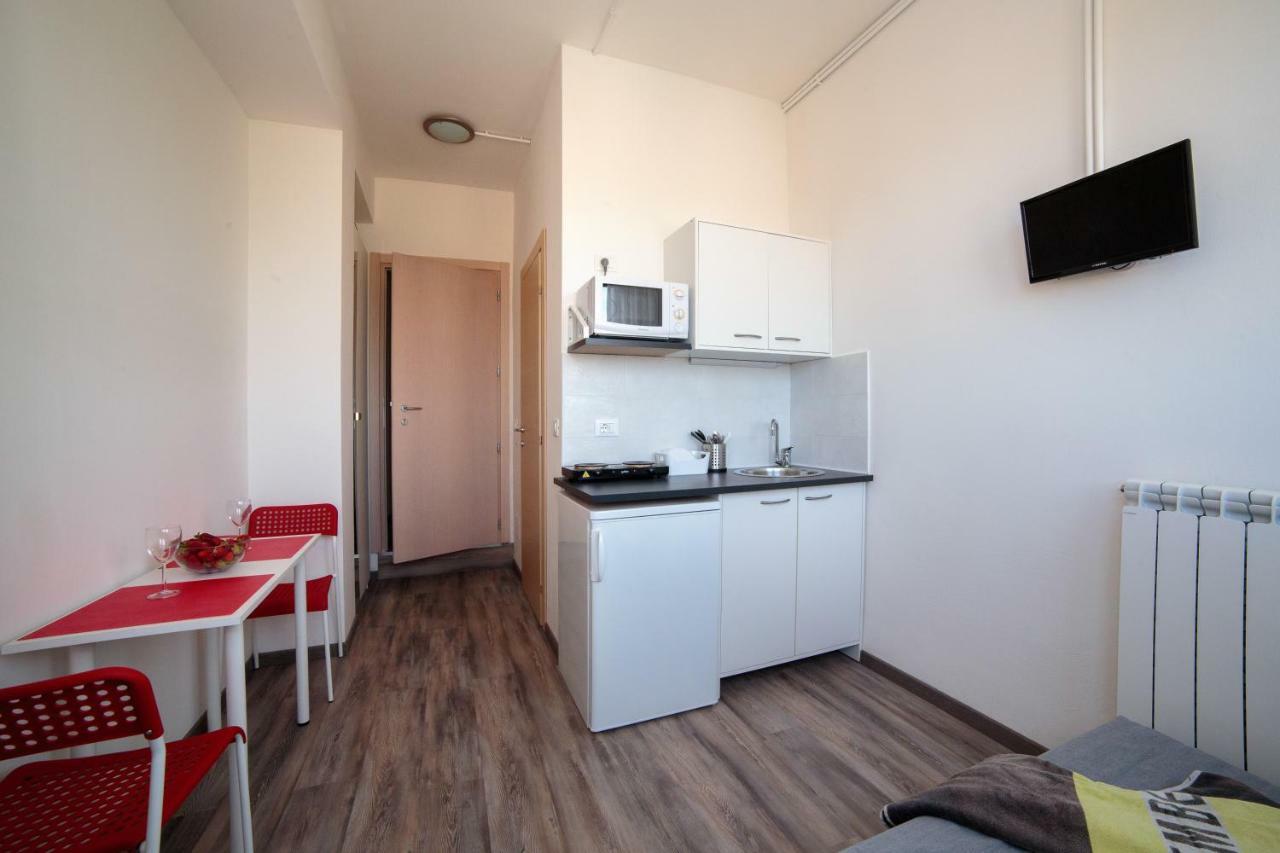 Rimini Youth Apartment Ngoại thất bức ảnh