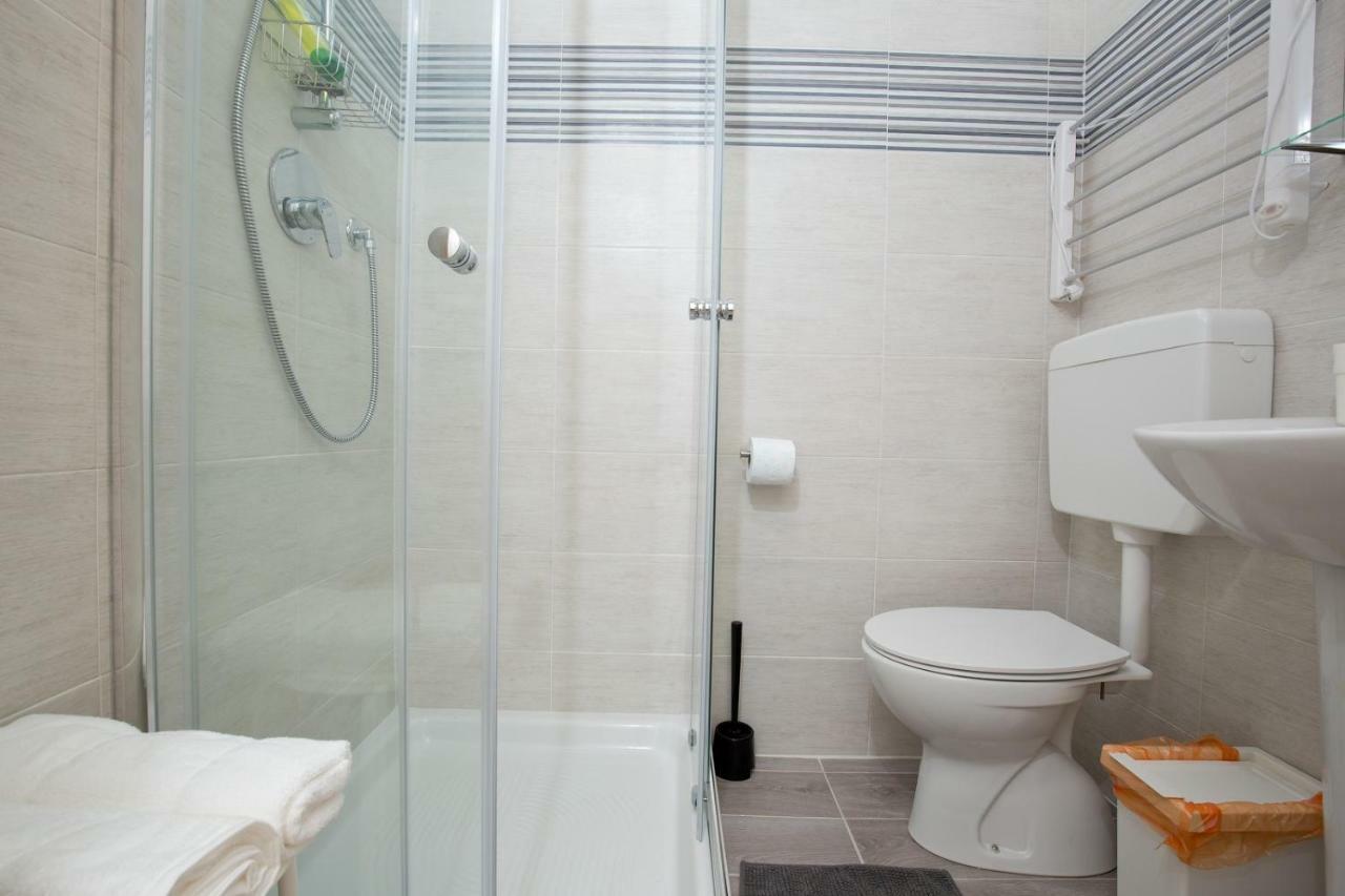 Rimini Youth Apartment Ngoại thất bức ảnh